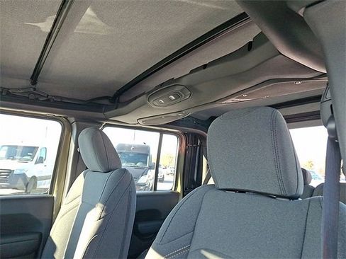 New 2026 Jeep Gladiator Sport image 9