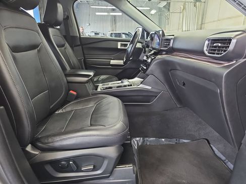 Used 2023 Ford Explorer Limited RWD image 10
