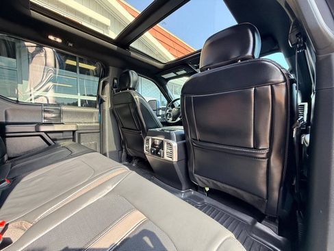 Used 2021 Ford F450 Platinum w/ FX4 Off-Road Package AWD/4WD image 37
