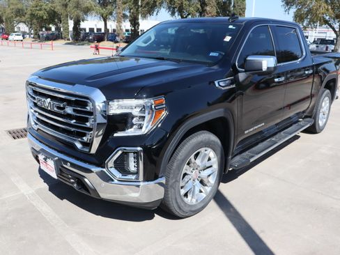 Used 2022 GMC Sierra 1500 SLT image 3