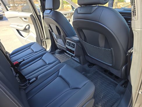 Used 2026 Audi Q7 3.0T Premium Plus image 11