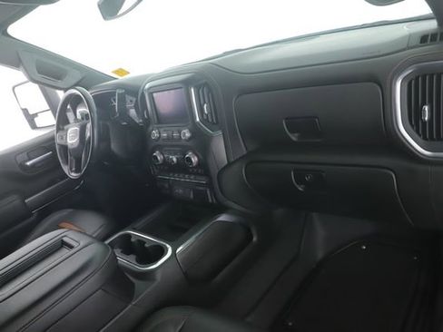 Used 2021 GMC Sierra 2500 AT4 w/ Snow Plow Prep/Camper Package image 29