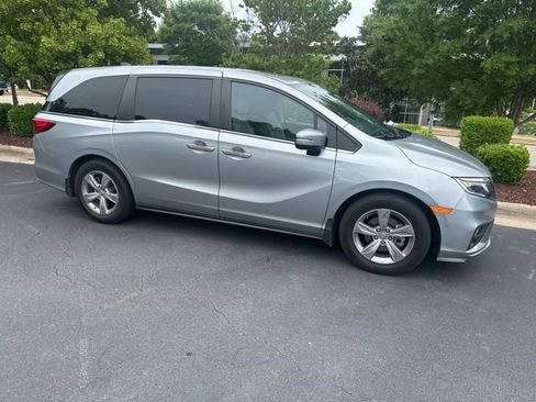 Used 2019 Honda Odyssey EX-L image 3