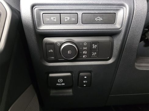 Used 2021 Ford F150 Lariat image 17