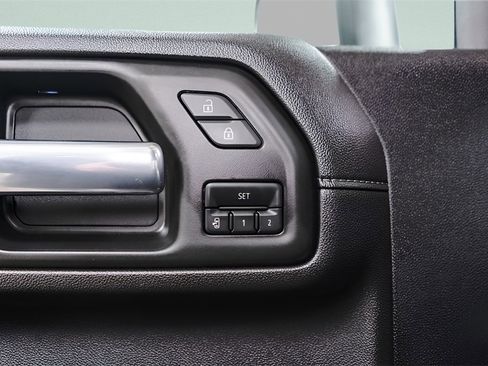 Used 2023 Chevrolet Silverado 2500 LTZ w/ LTZ Plus Package image 26