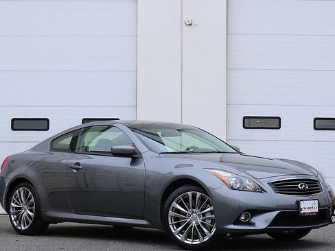 Used 2013 INFINITI G37 x Coupe w/ Premium Pkg image 1