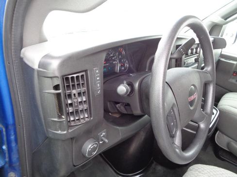 Used 2018 GMC Savana 3500 LT w/ LT Preferred Equipment Group image 27