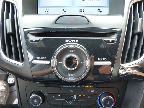 Used 2017 Ford Focus ST FWD image 40