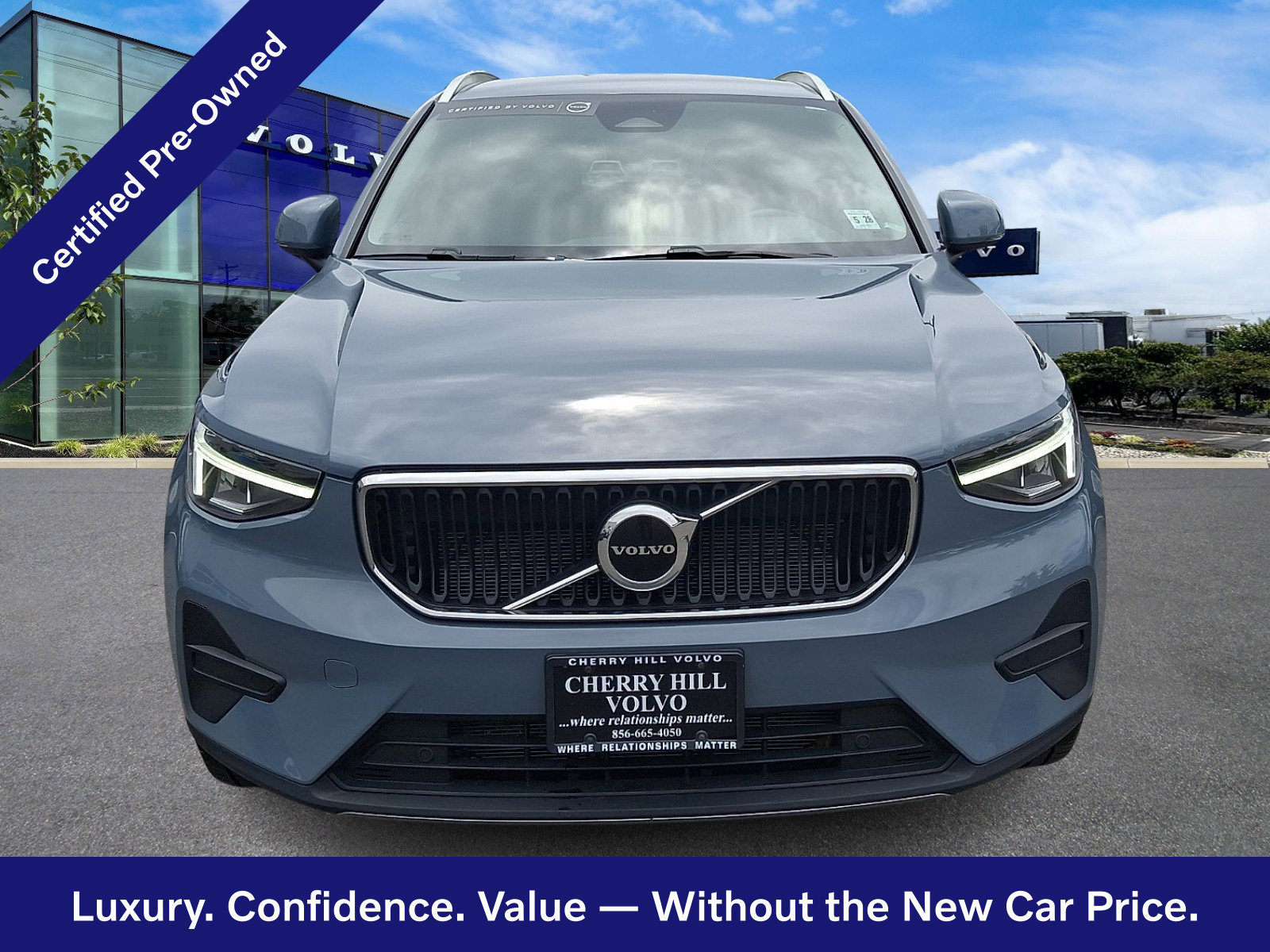 Certified 2023 Volvo XC40 B5 Core w/ Convenience Package AWD/4WD image 2
