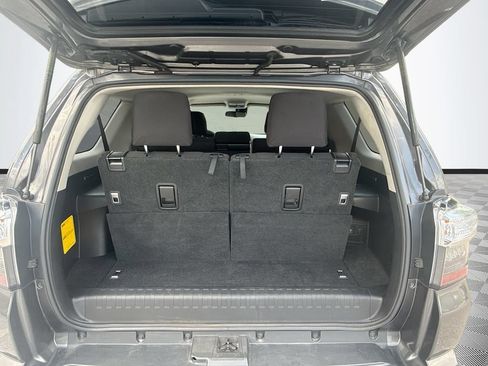 Used 2020 Toyota 4Runner SR5 RWD image 28
