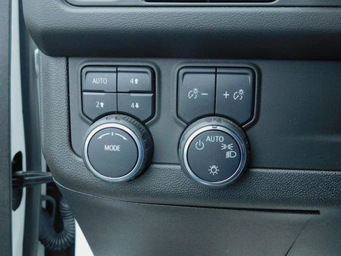 Used 2023 Chevrolet Tahoe High Country image 37