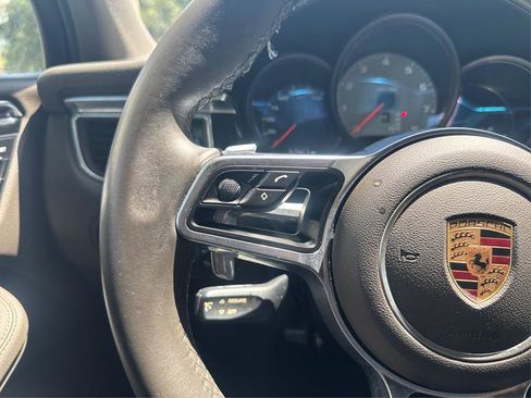Used 2016 Porsche Macan S image 36
