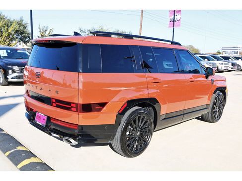 Used 2025 Hyundai Santa Fe Calligraphy image 9