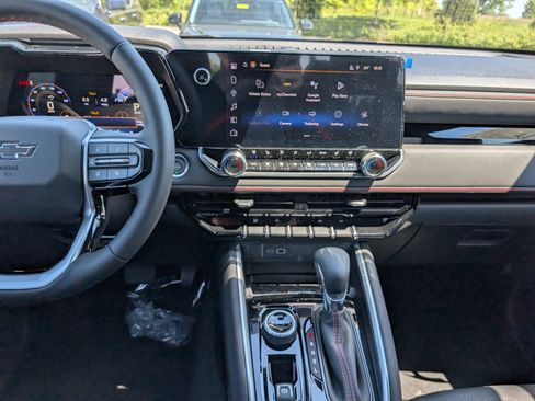 New 2026 Chevrolet Colorado Z71 w/ Technology Package AWD/4WD image 13