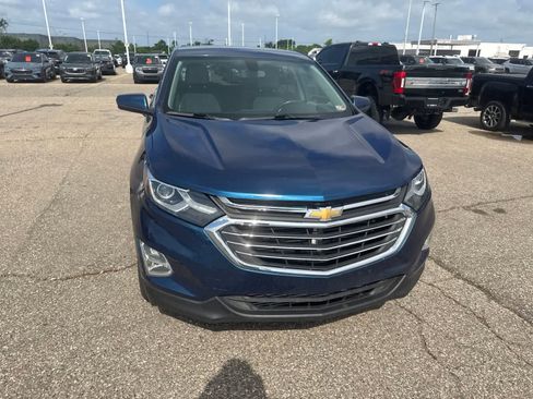 Used 2019 Chevrolet Equinox LT FWD image 4