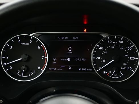 Used 2022 Nissan Rogue SV AWD/4WD image 25