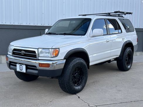 Used 1998 Toyota 4Runner SR5 image 5