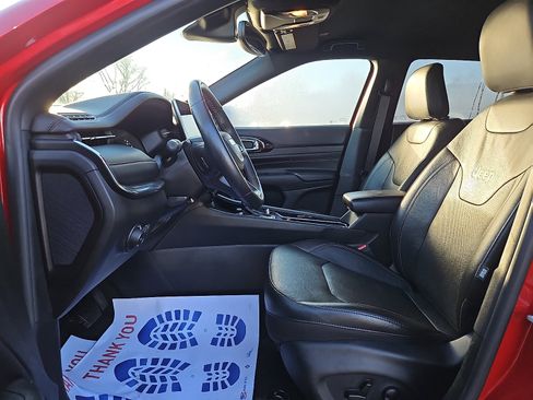 Used 2022 Jeep Compass Limited image 13