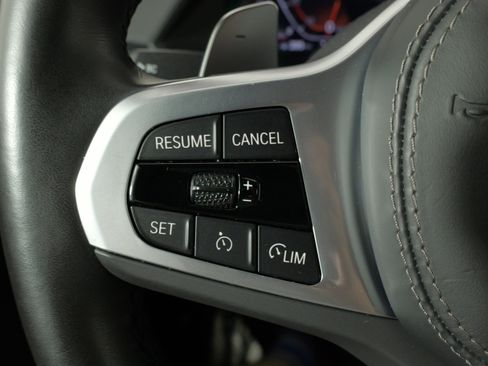 Used 2022 BMW X6 xDrive40i w/ M Sport Package AWD/4WD image 42
