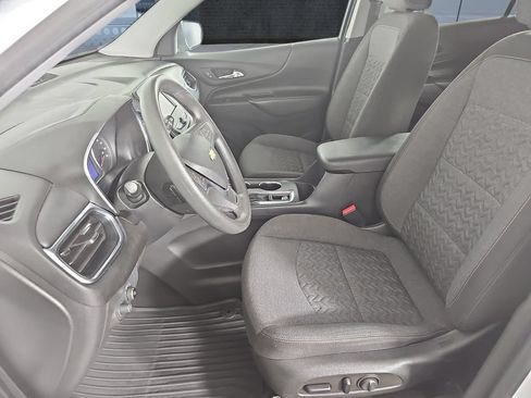 Used 2022 Chevrolet Equinox LT AWD/4WD image 16