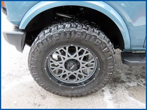 Used 2022 Ford Bronco Outer Banks image 4