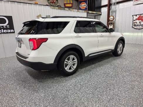 Used 2020 Ford Explorer XLT w/ Equipment Group 202A RWD image 6