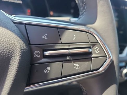 New 2026 Chevrolet Equinox LT w/ Safety and Technology Package FWD image 23