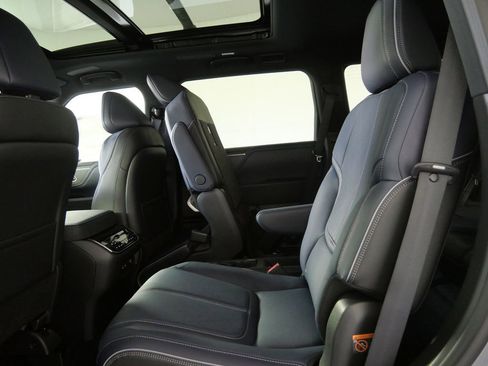 New 2026 INFINITI QX80 4WD image 18