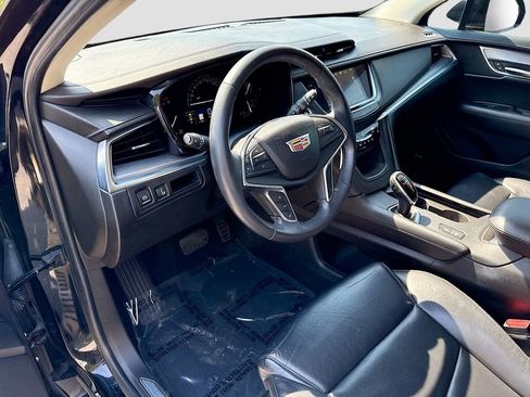 Used 2018 Cadillac XT5 Premium Luxury image 17