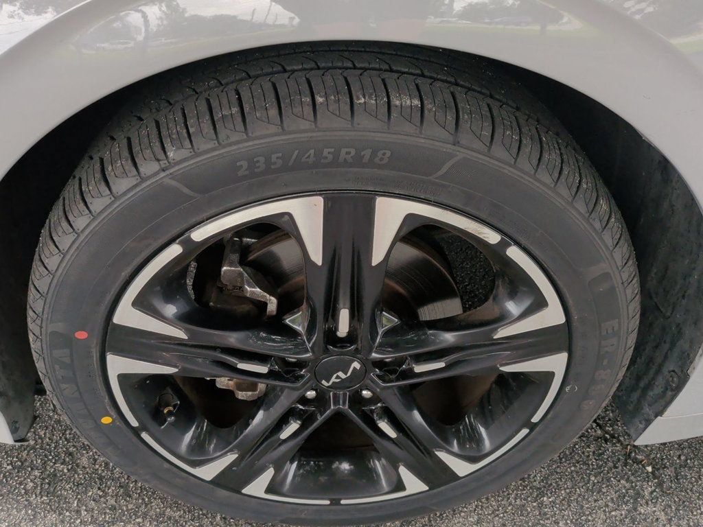 Used 2022 Kia K5 GT-Line FWD image 10