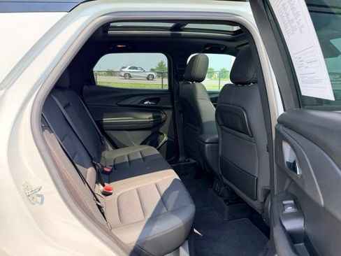 Certified 2023 Chevrolet TrailBlazer RS w/ Sun and Liftgate Package FWD image 9