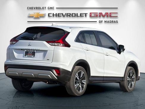 Used 2024 Mitsubishi Eclipse Cross SE image 3