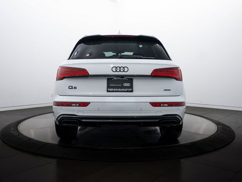 Certified 2024 Audi Q5 e Premium Plus image 7