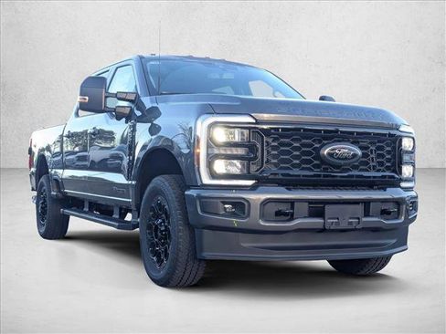 New 2026 Ford F250 Lariat w/ Black Appearance Package image 6