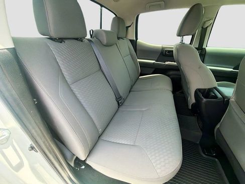 Used 2022 Toyota Tacoma SR5 RWD image 25