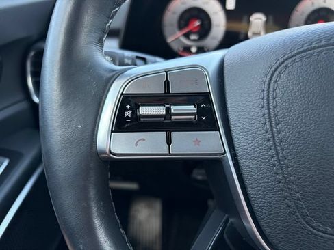 Certified 2025 Kia Telluride SX Prestige X-Line AWD/4WD image 16