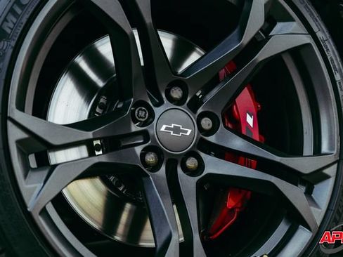 Used 2022 Chevrolet Camaro SS RWD image 5