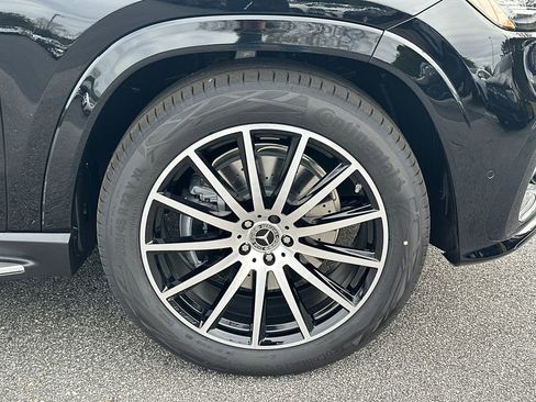 New 2026 Mercedes-Benz GLS 450 4MATIC image 13