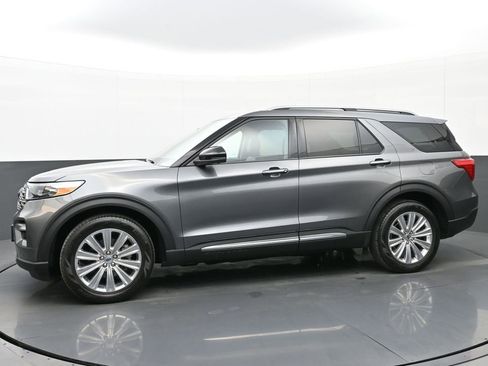 Used 2022 Ford Explorer Limited w/ Limited Technology Package image 6