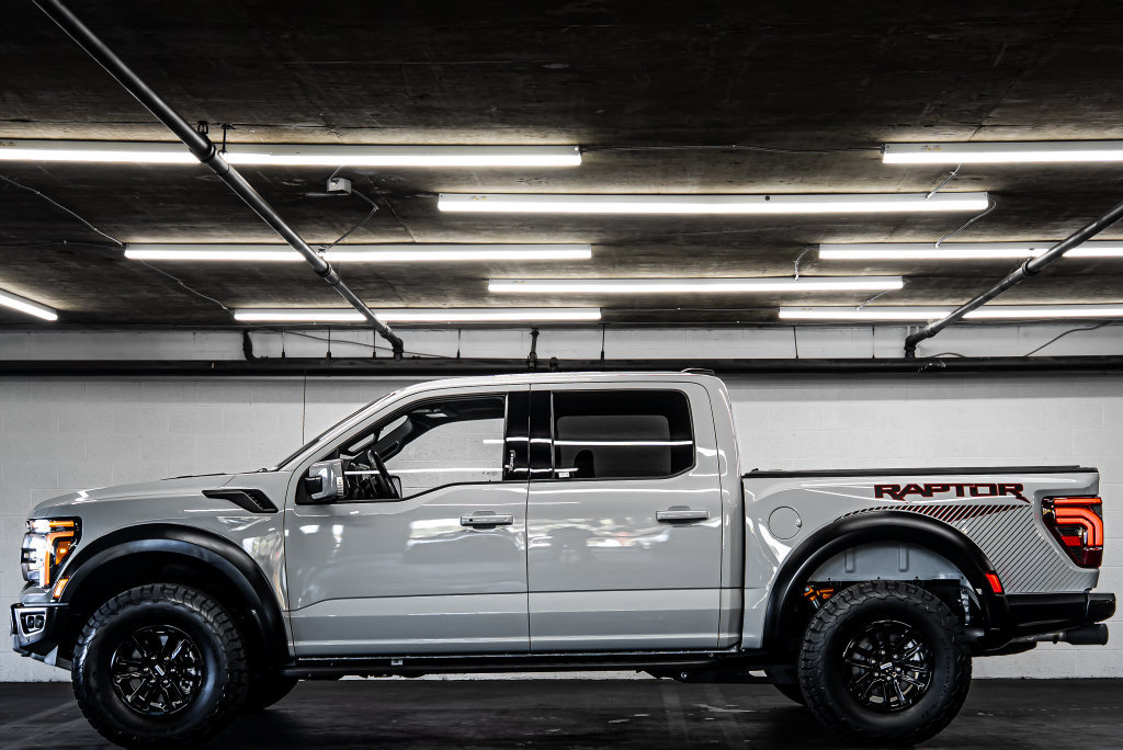 Used 2024 Ford F150 Raptor AWD/4WD image 2