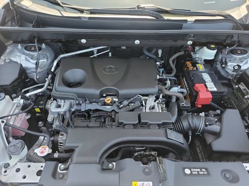 Used 2019 Toyota RAV4 XLE FWD image 35