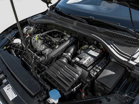 Used 2019 Volkswagen Jetta R-Line image 47