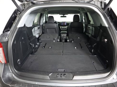 Used 2023 Ford Explorer XLT w/ Equipment Group 202A image 65