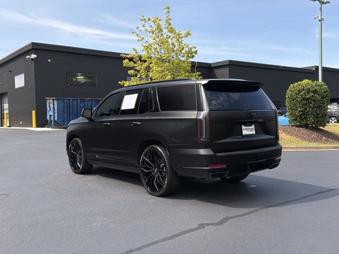 Used 2026 Cadillac Escalade Platinum Sport w/ LPO, ONYX Package AWD/4WD image 14