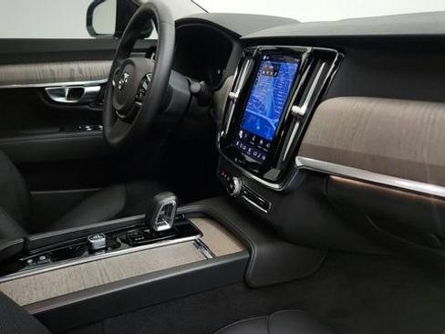 Used 2023 Volvo S90 B6 Plus AWD/4WD image 51