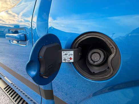 Used 2019 Ford F150 XLT w/ Equipment Group 302A Luxury image 22