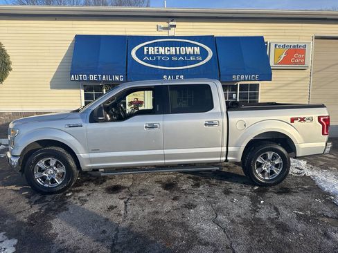 Used 2016 Ford F150 XLT w/ Equipment Group 301A Mid image 2