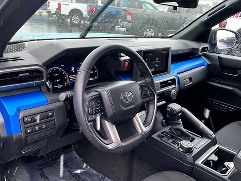 Used 2025 Toyota 4Runner TRD Off-Road image 14