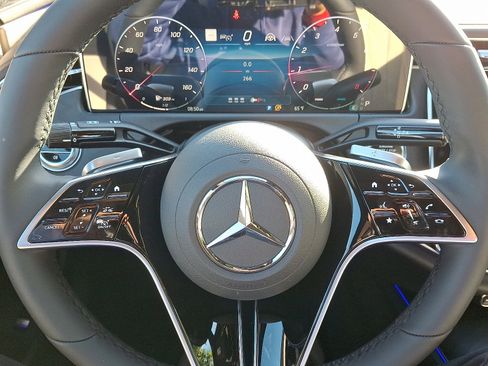 New 2026 Mercedes-Benz E 350 4MATIC Sedan image 13