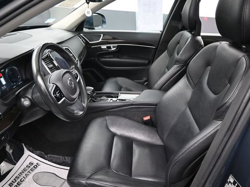 Used 2018 Volvo XC90 T6 Momentum w/ Convenience Package AWD/4WD image 22